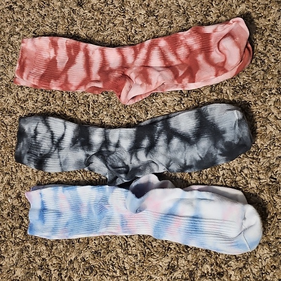 3 Pairs Of Womens Tie Dye Socks!! Nwots - Picture 2 of 4